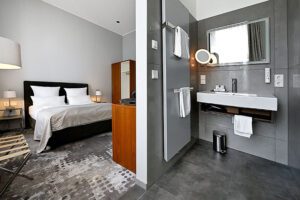 Doppelzimmer: großzügiger Raum und luxuriöse Ausstattung